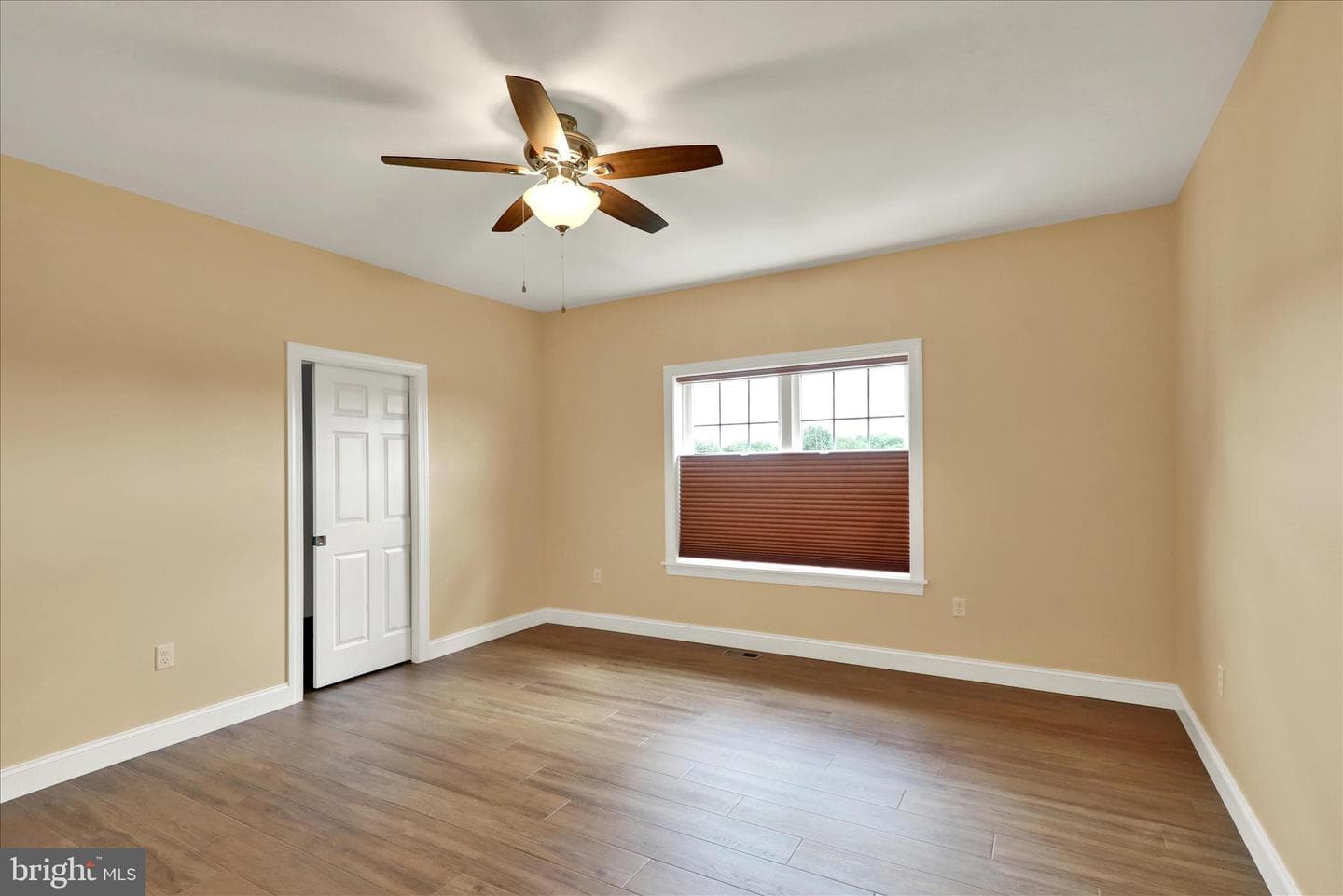 606 Lilliana Dr photo 17