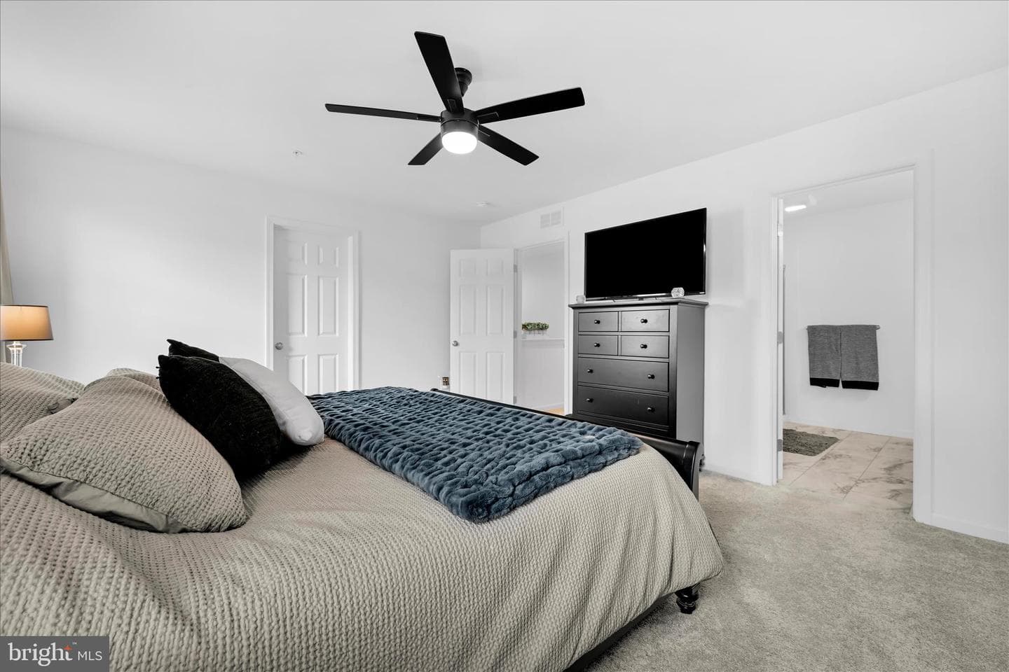 239 Highland Court photo 15