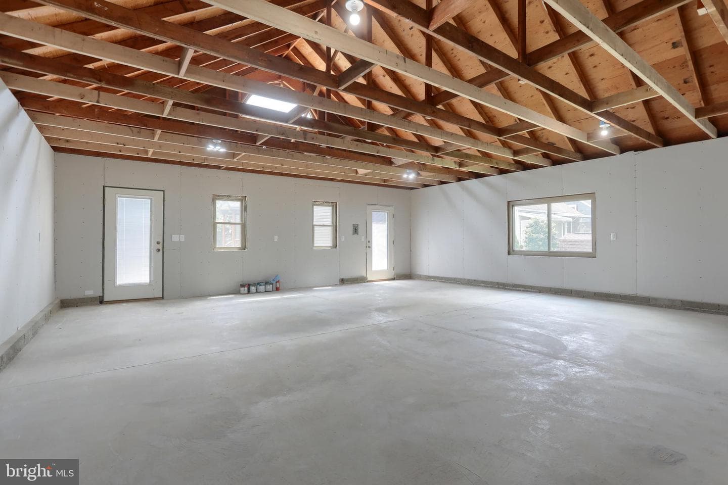 455 Beechwood Avenue photo 23