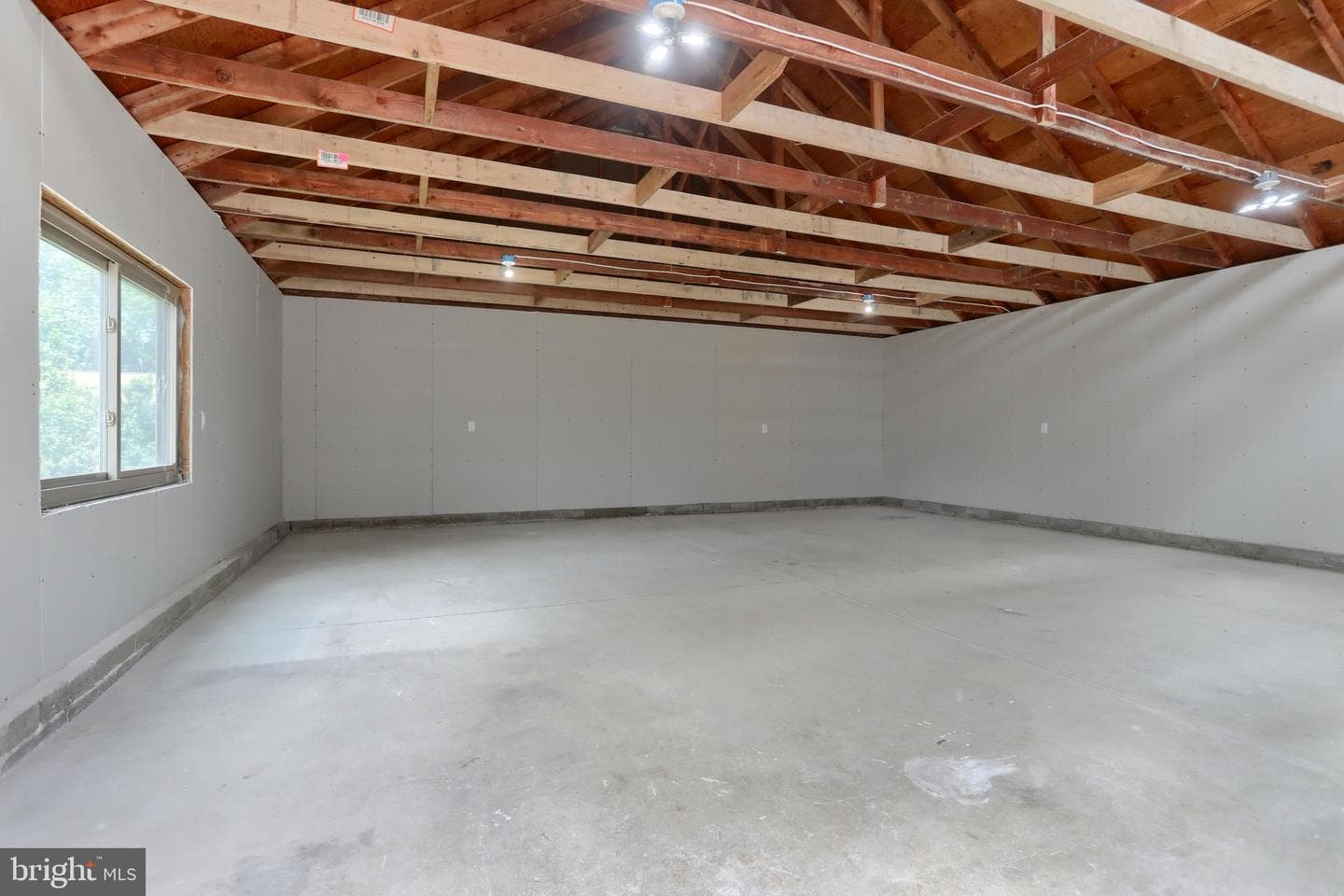 455 Beechwood Avenue photo 24