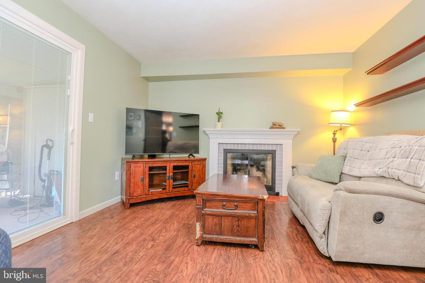 998 E Maple Street photo 14