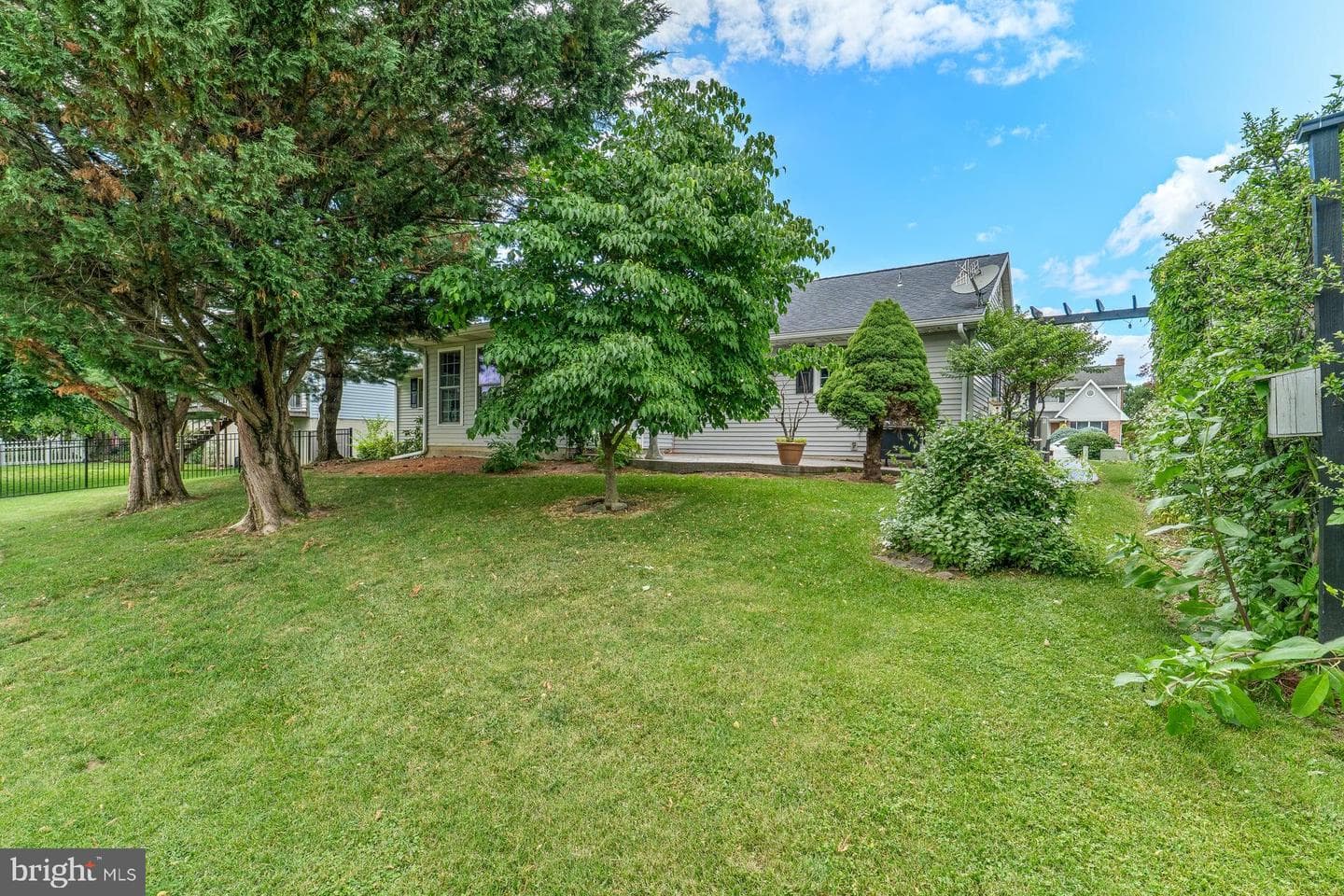 1118 Garden Avenue photo 25