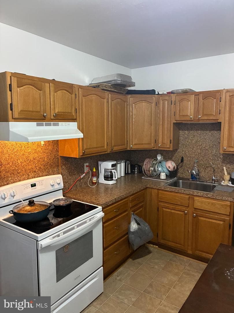 924 Water Street photo 3