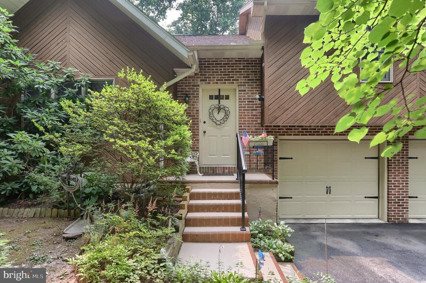 1248 Ash Lane, Lebanon