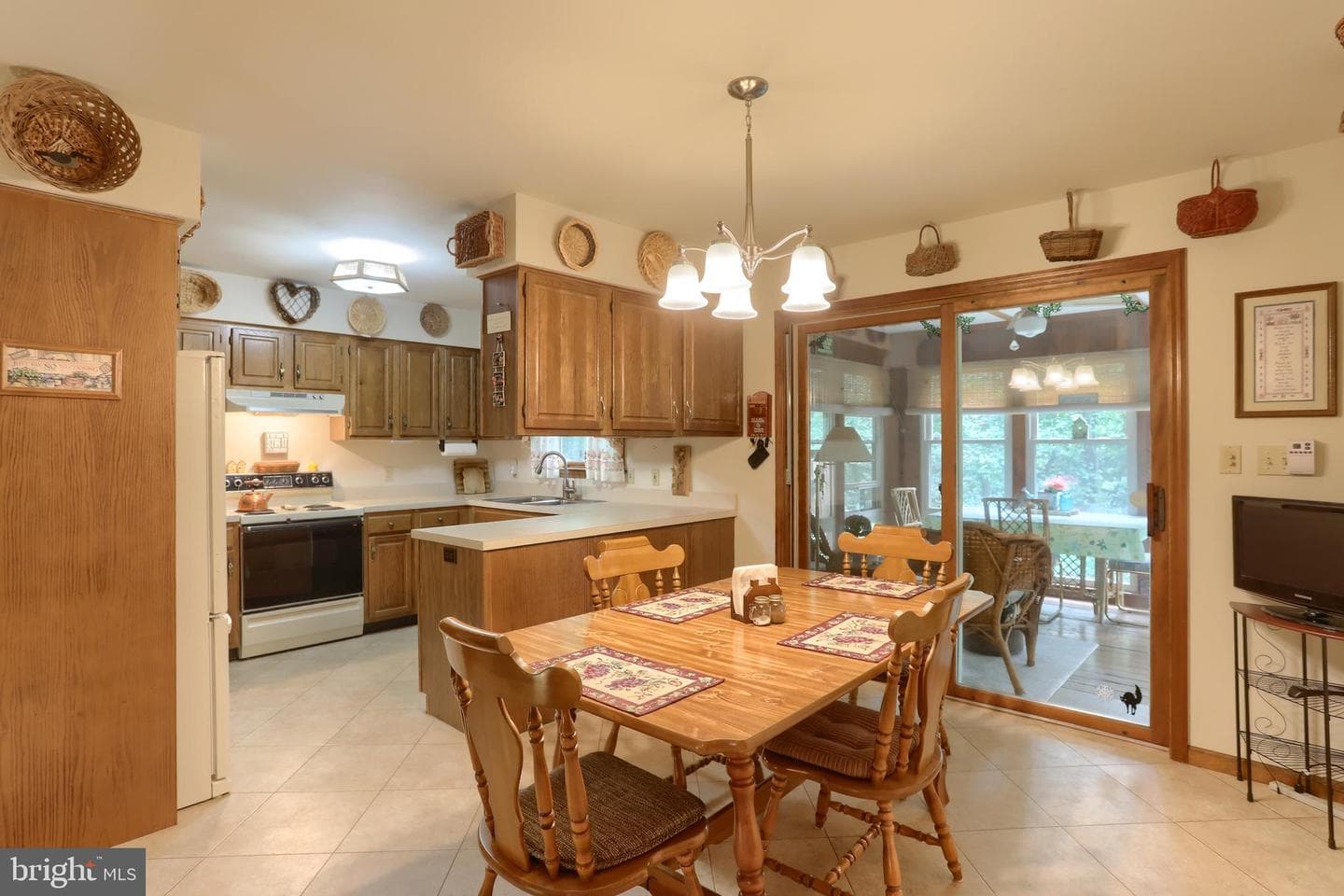 1248 Ash Lane photo 24