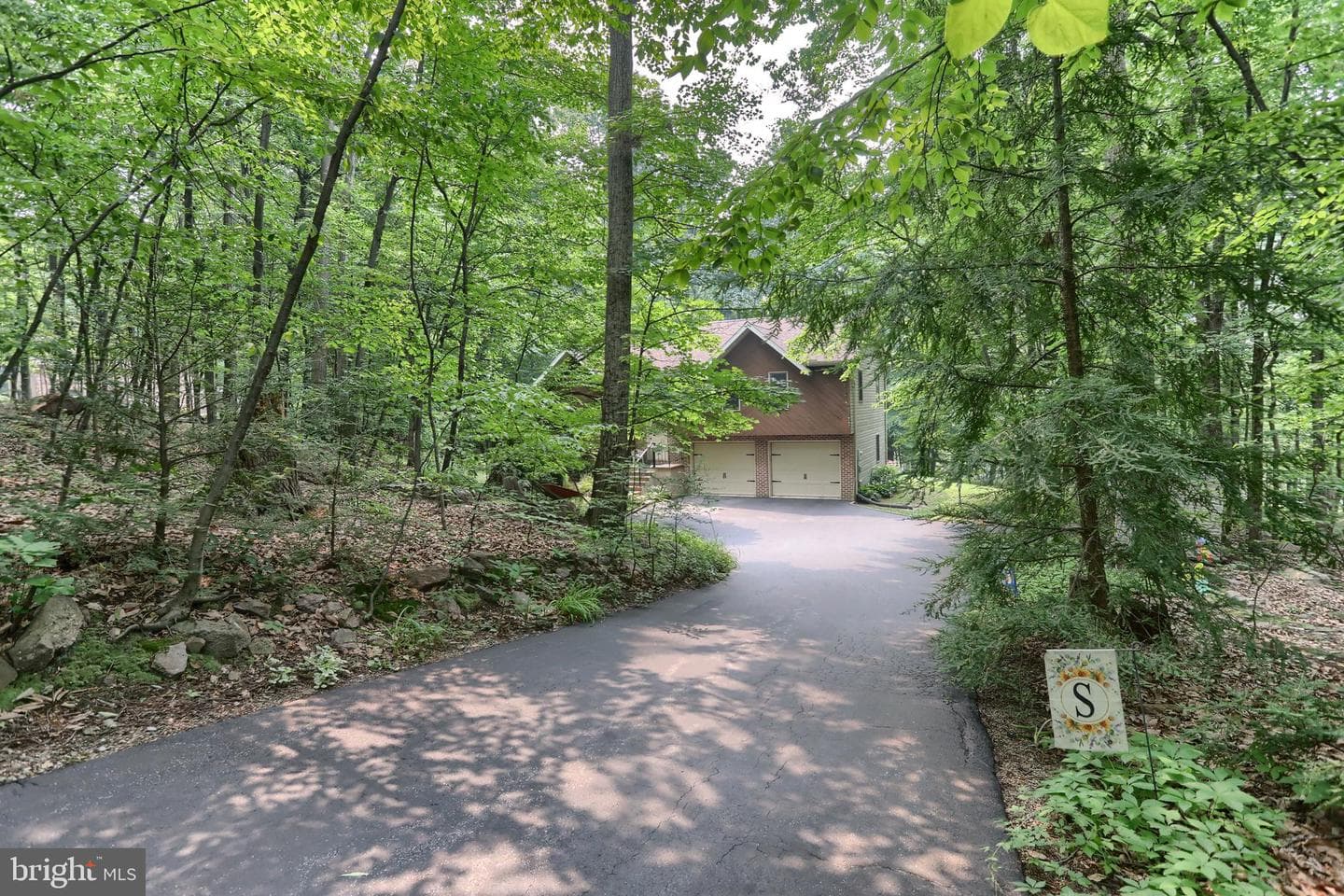 1248 Ash Lane photo 4