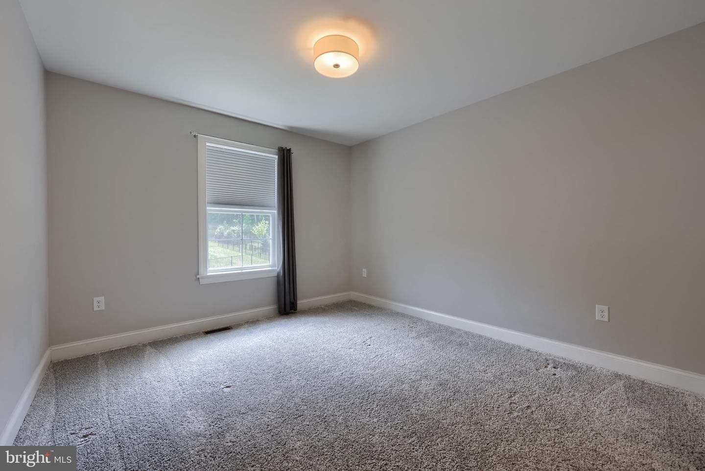 168 Forge Drive photo 34