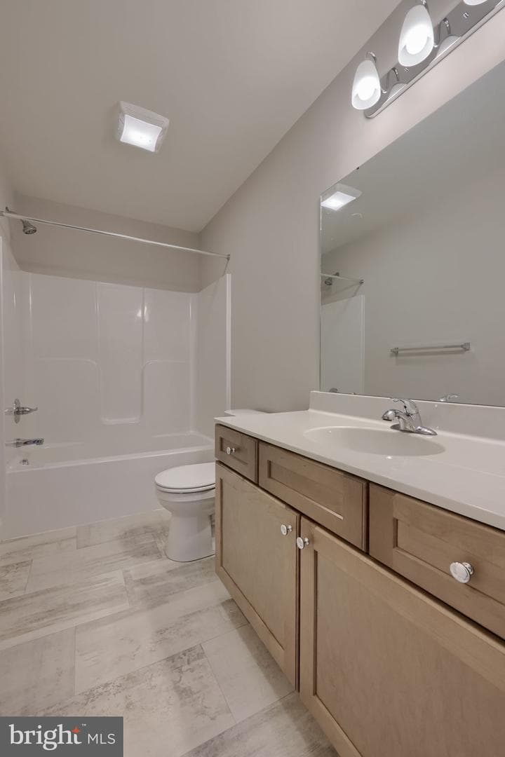 168 Forge Drive photo 36