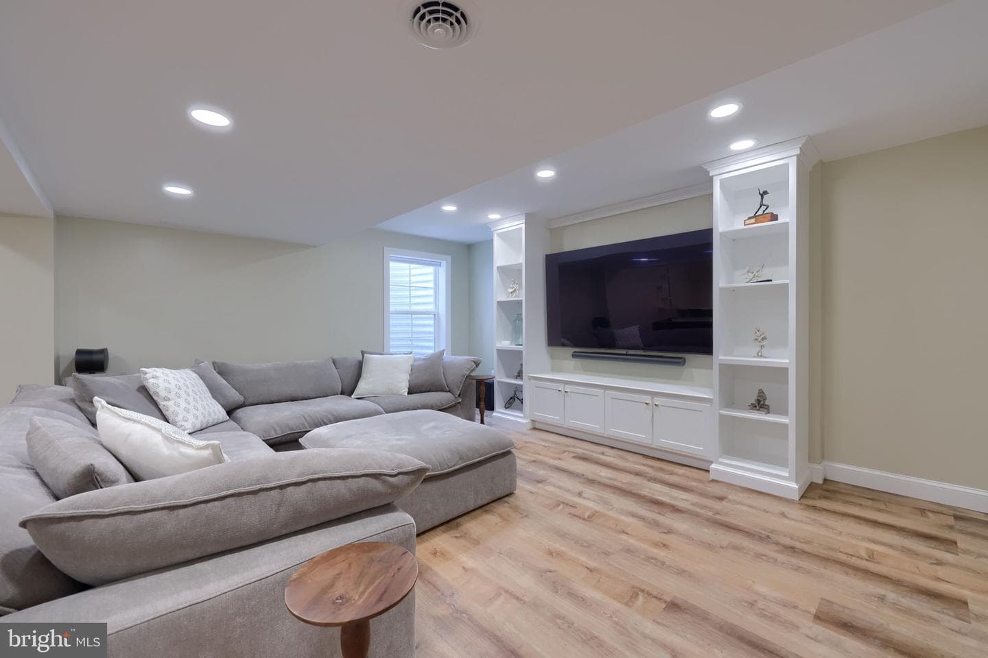 168 Forge Drive photo 39