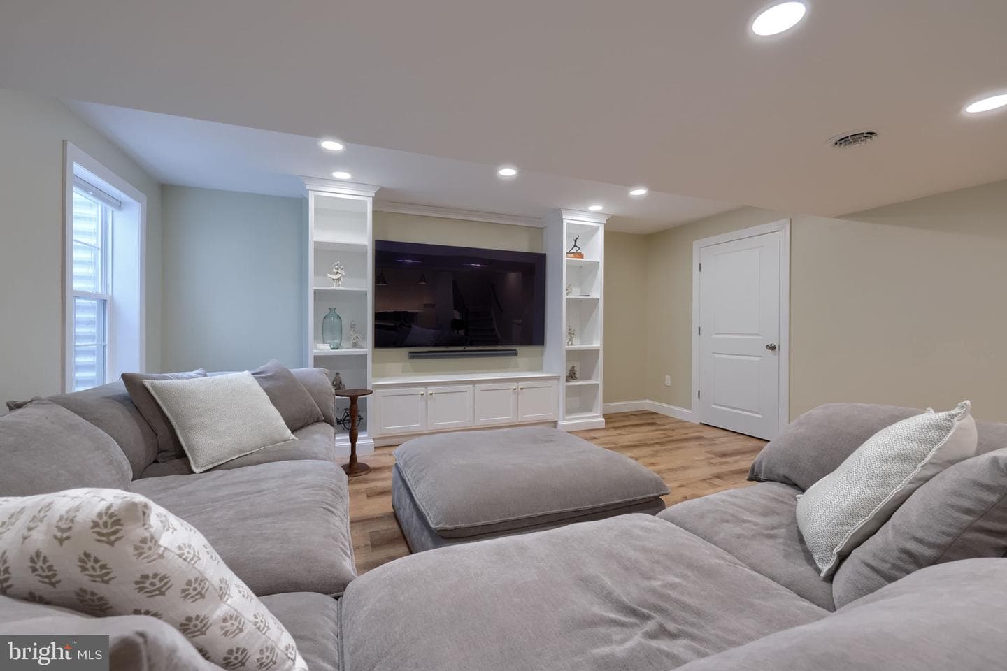 168 Forge Drive photo 41