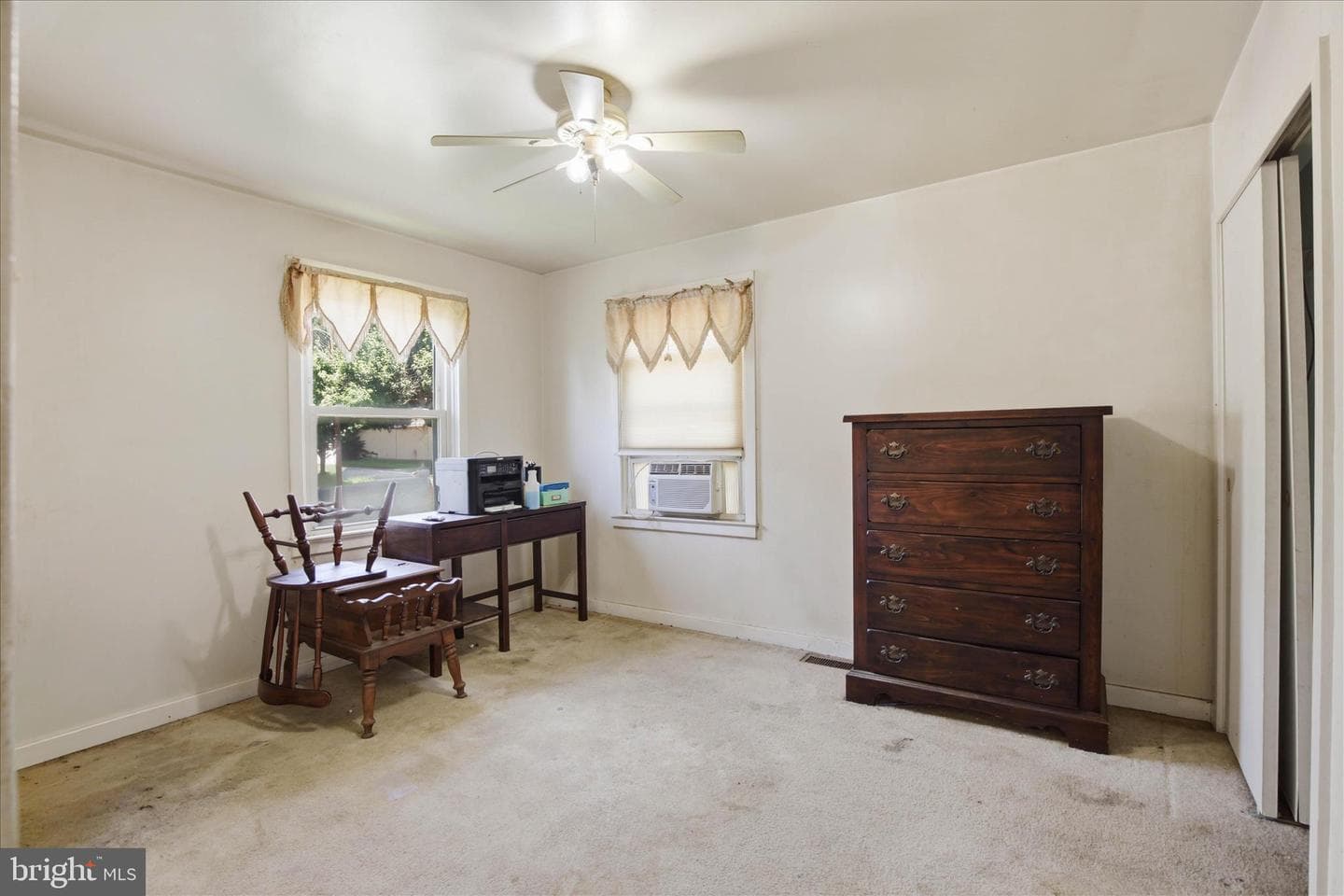 1110 Victor Street photo 11