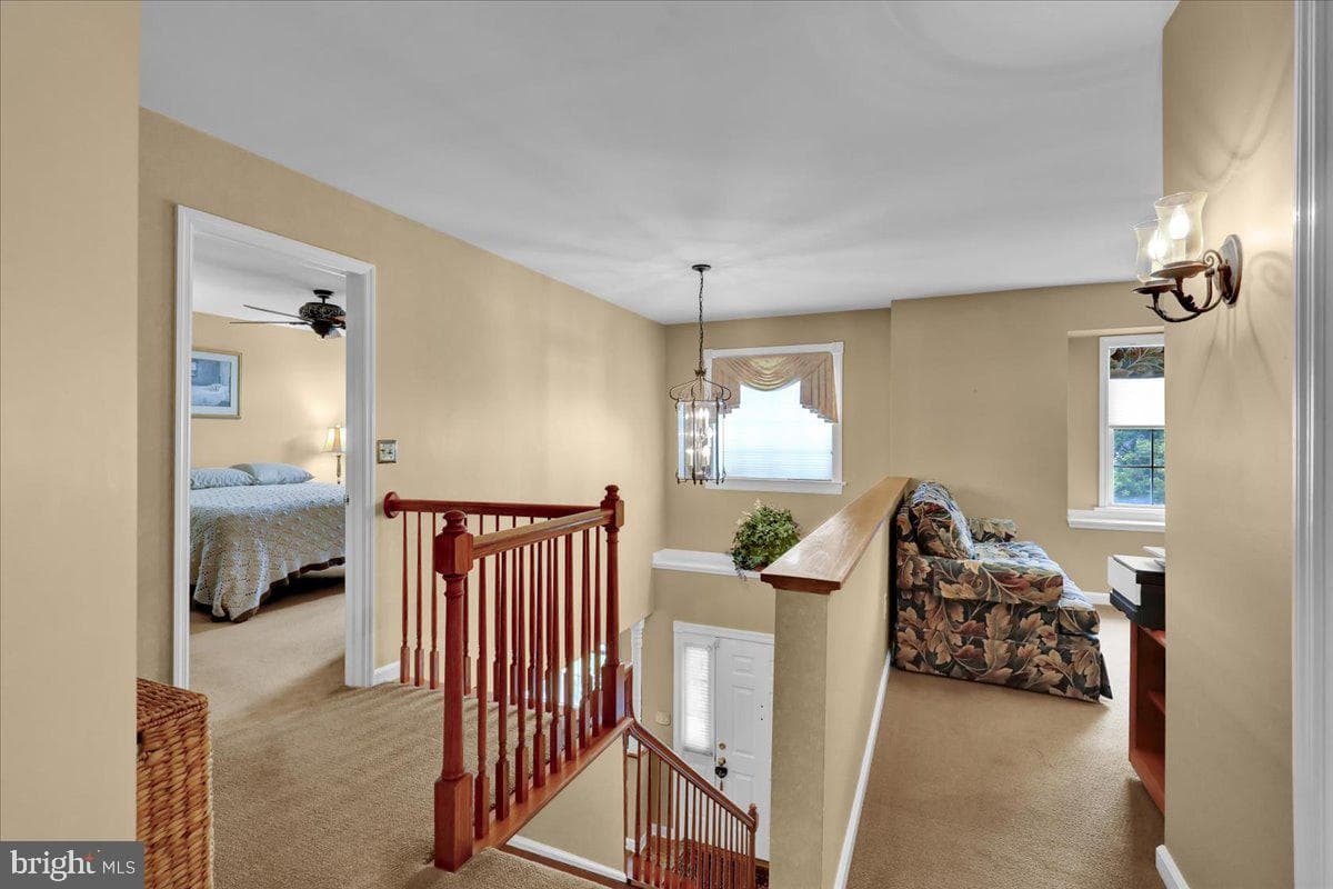 128 Macintosh Drive photo 24
