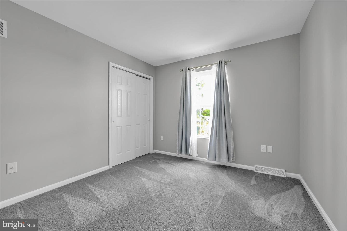 2171 Penn Street photo 23