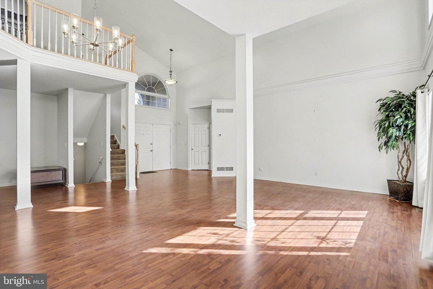 532 Waterside Cir L-0133 photo 4