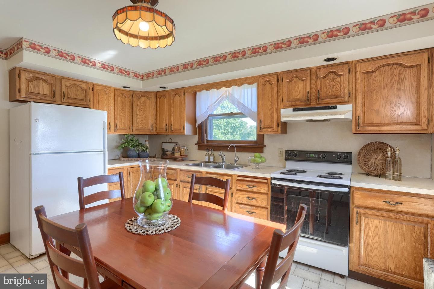 1411 Jay Street photo 19