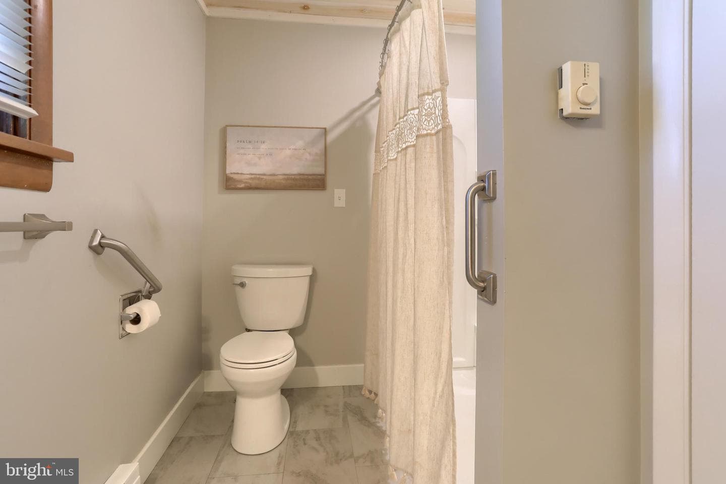 1411 Jay Street photo 25