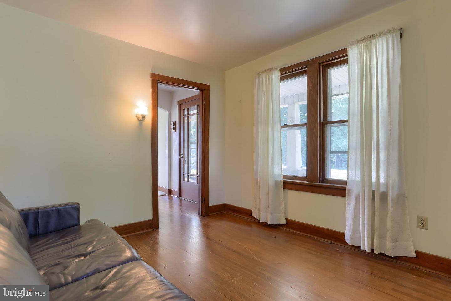 1411 Jay Street photo 28