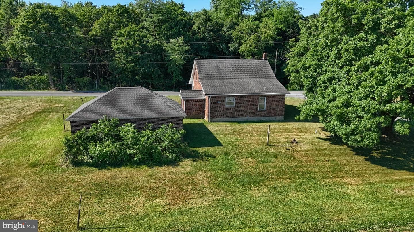 1411 Jay Street photo 57