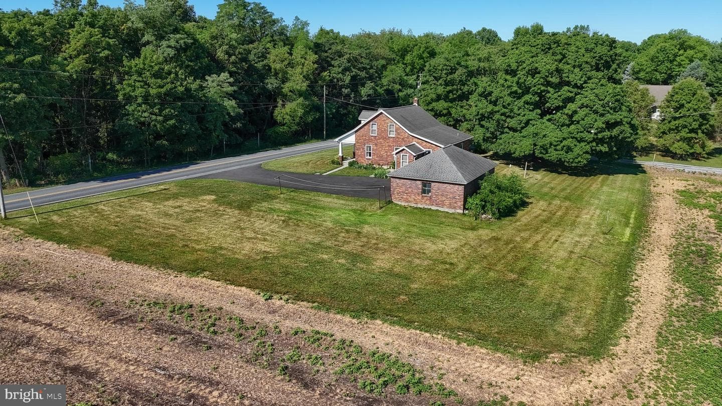1411 Jay Street photo 58
