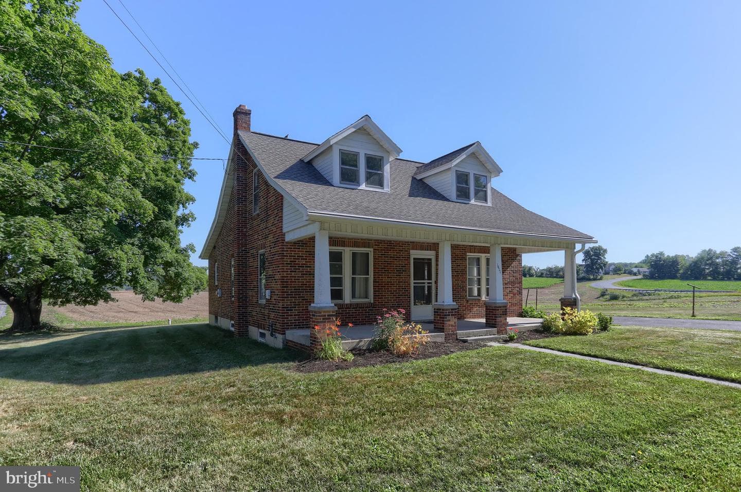 1411 Jay Street photo 6