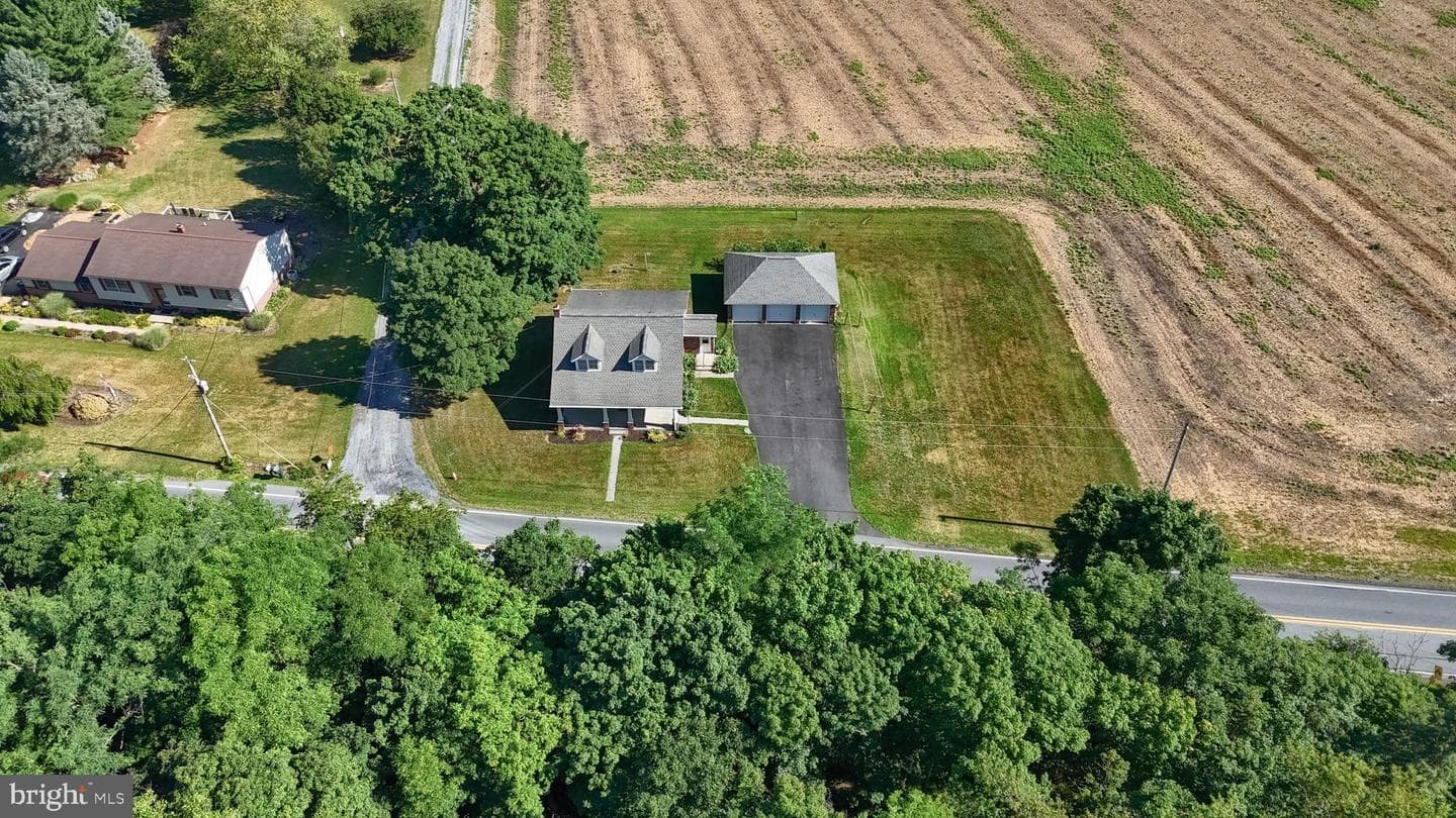 1411 Jay Street photo 62