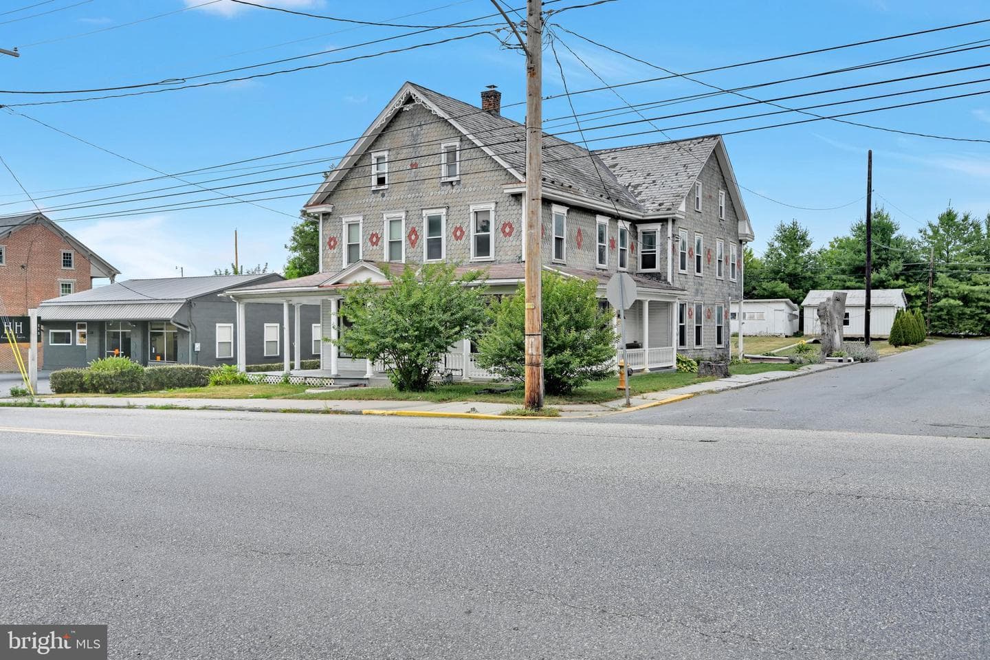 503 W Main Street photo 4
