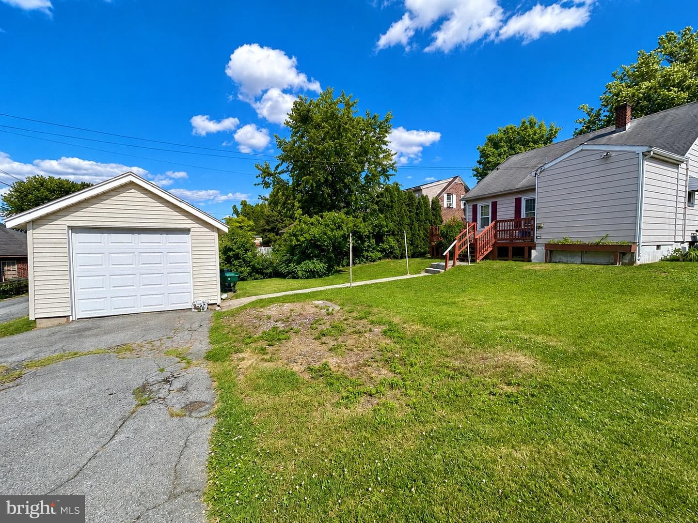 509 E High Street photo 23