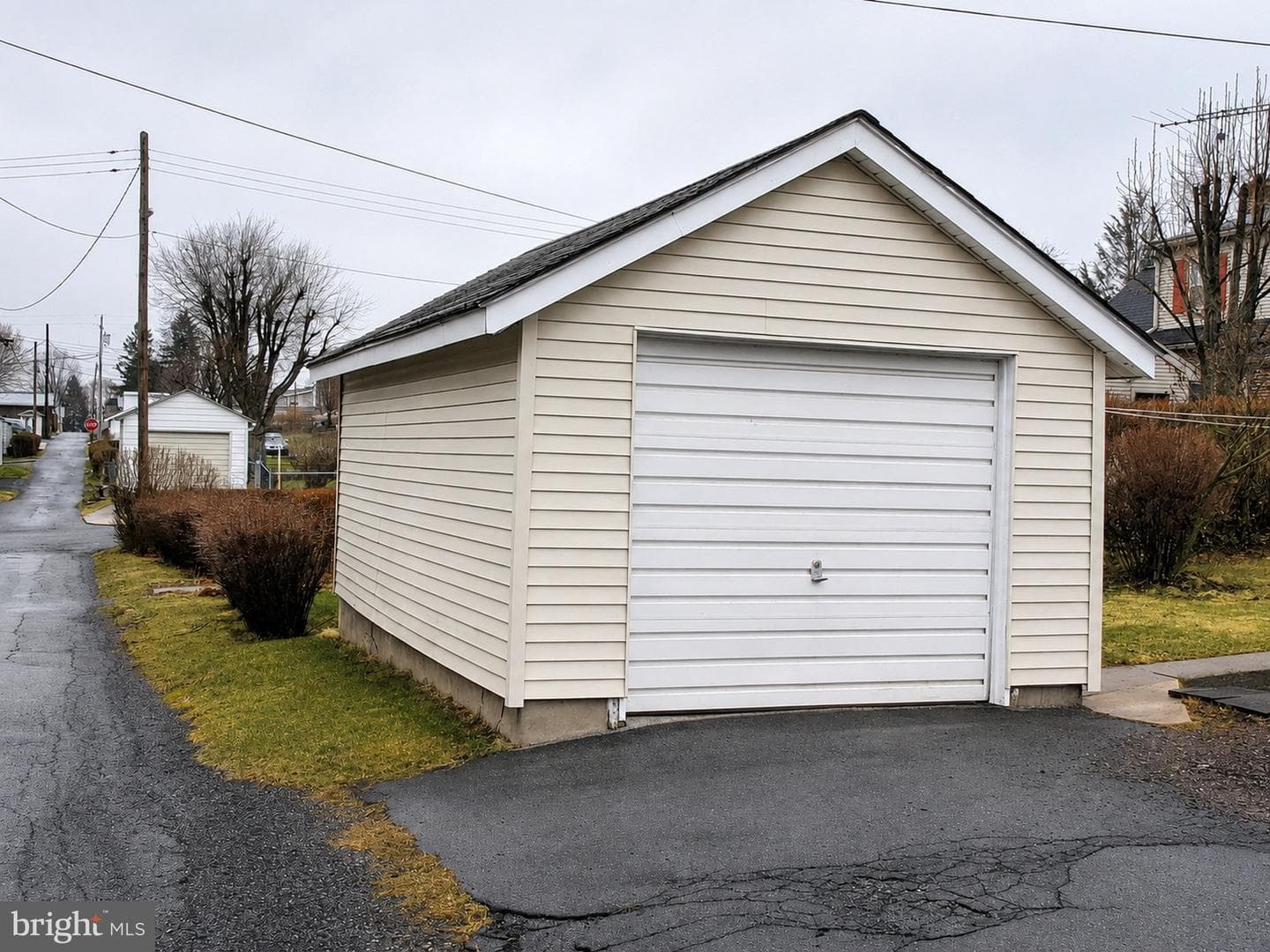 509 E High Street photo 29