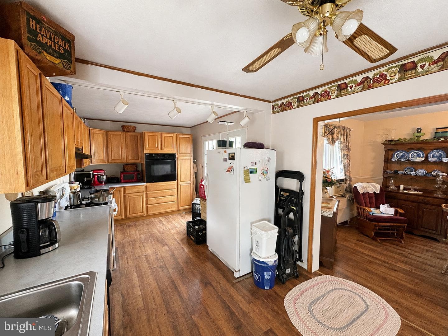 509 E High Street photo 8