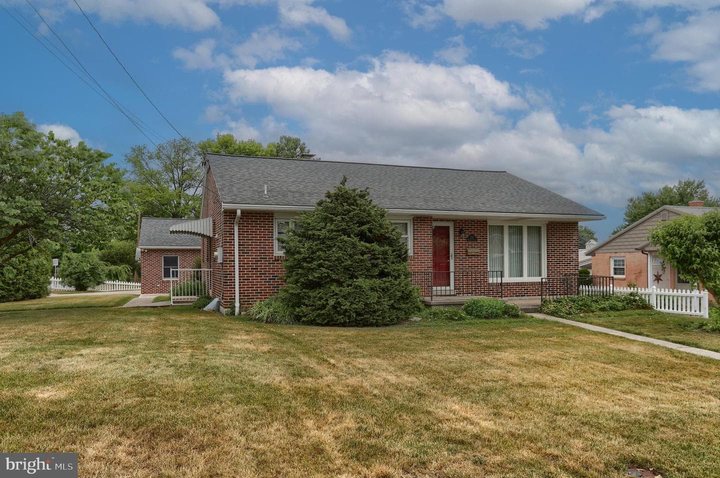 231 W Elm Street, Palmyra
