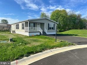 4 Evergreen Alley, Palmyra