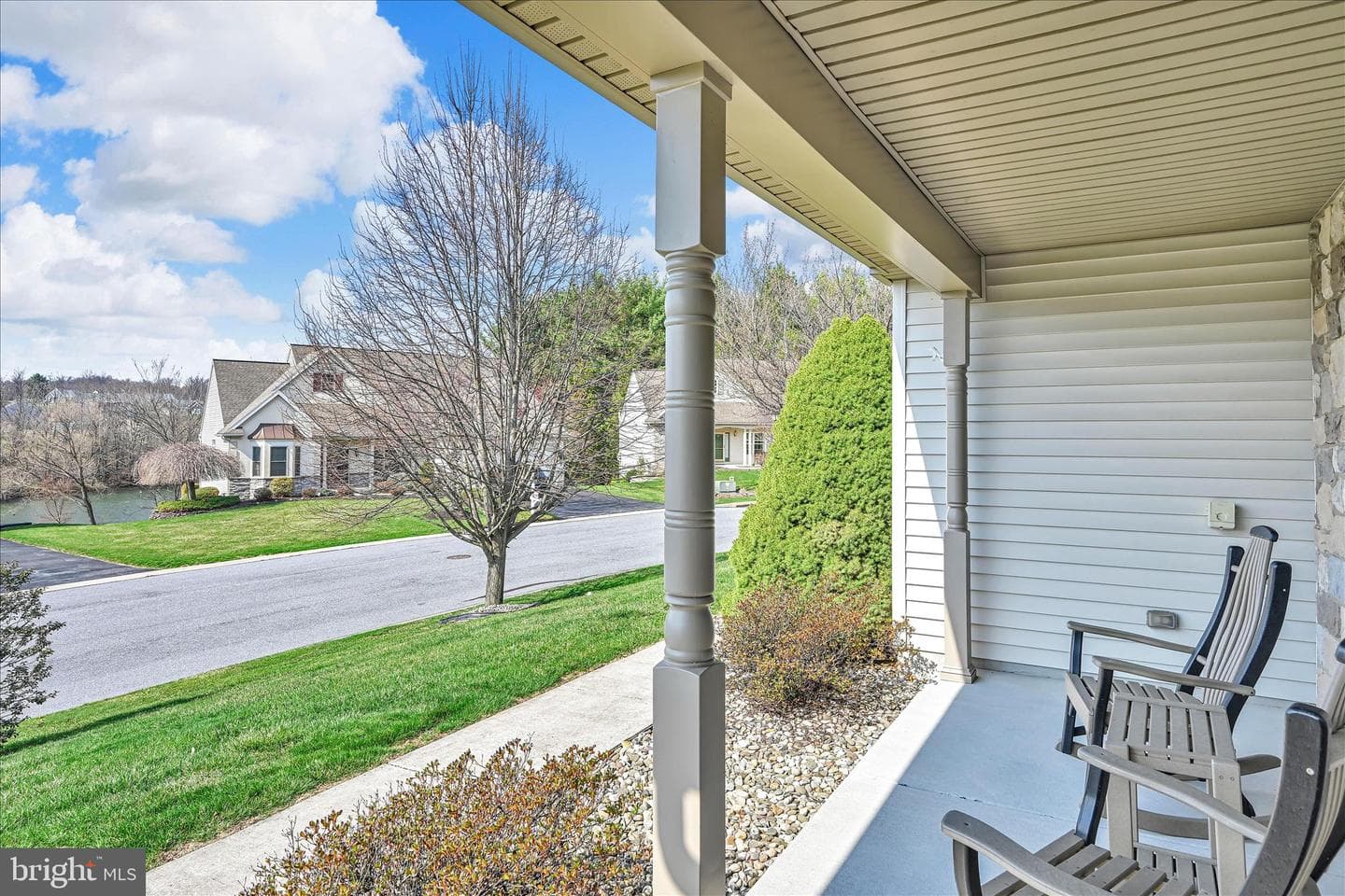 858 Water Edge Ct photo 12