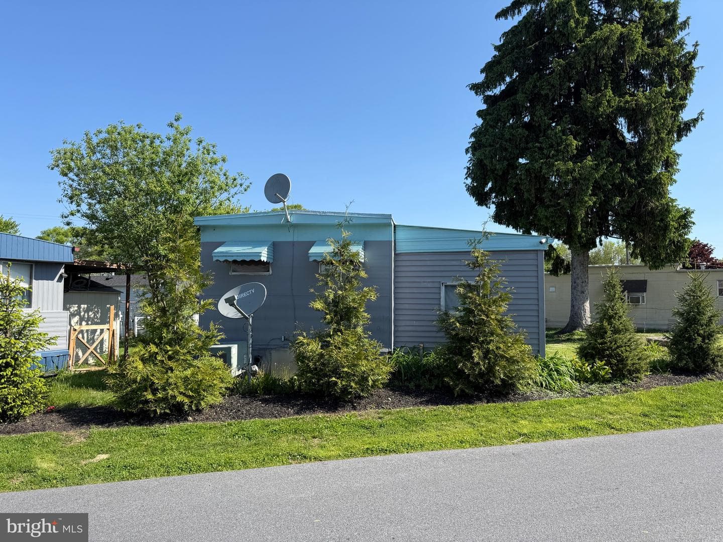 11 David Drive photo 3