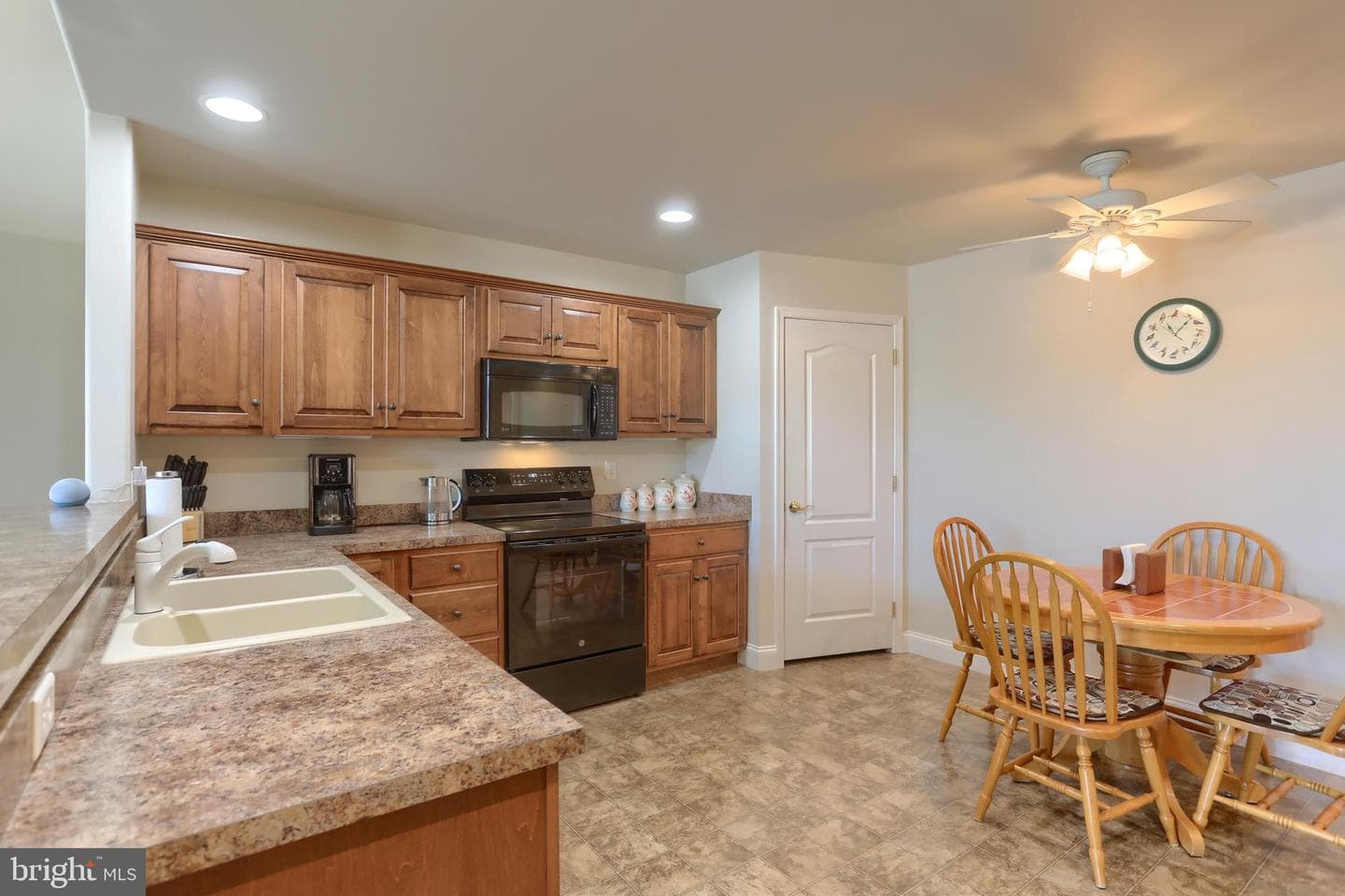 1020 English Drive photo 5