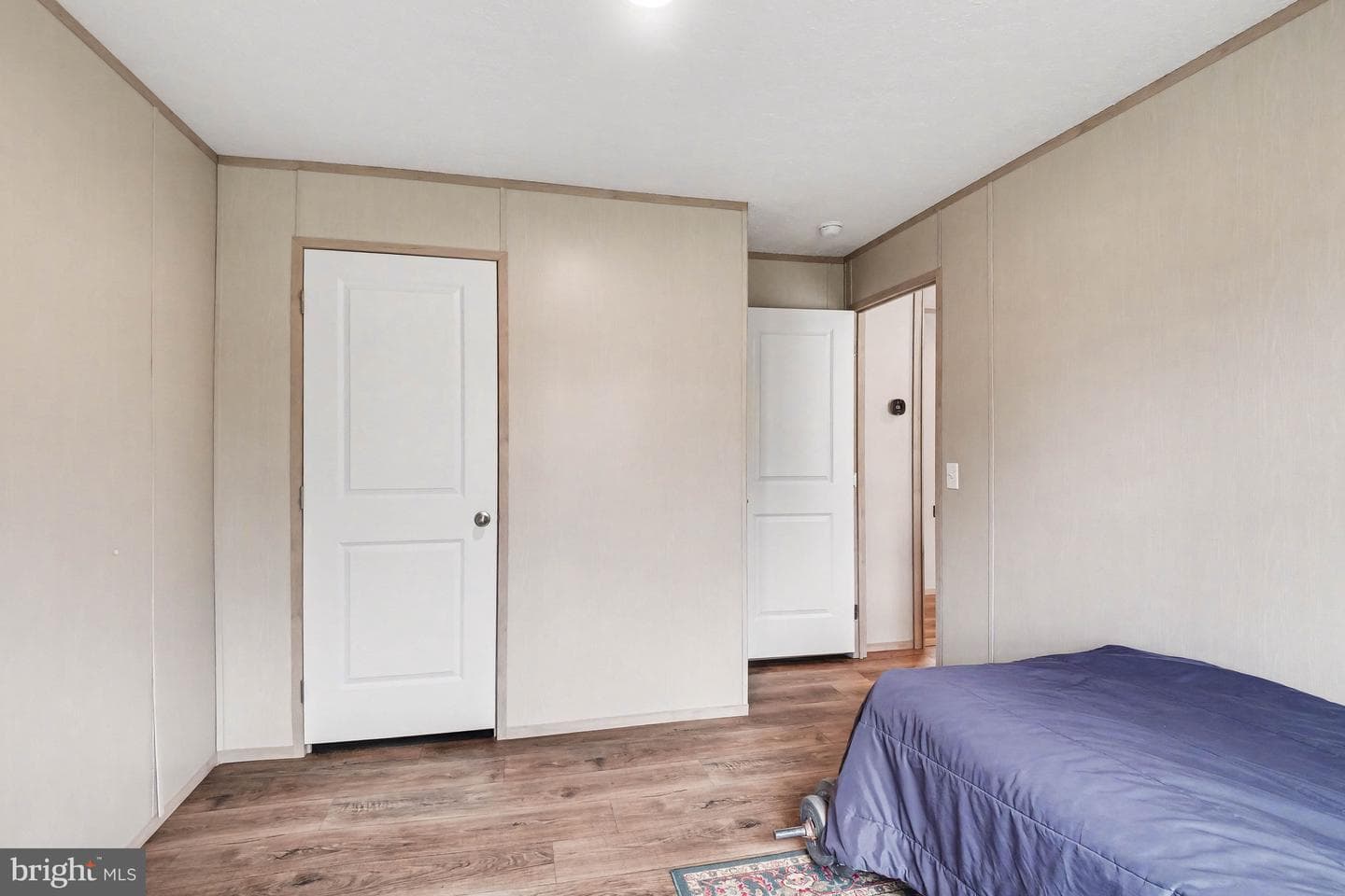2096 Scull Street photo 13