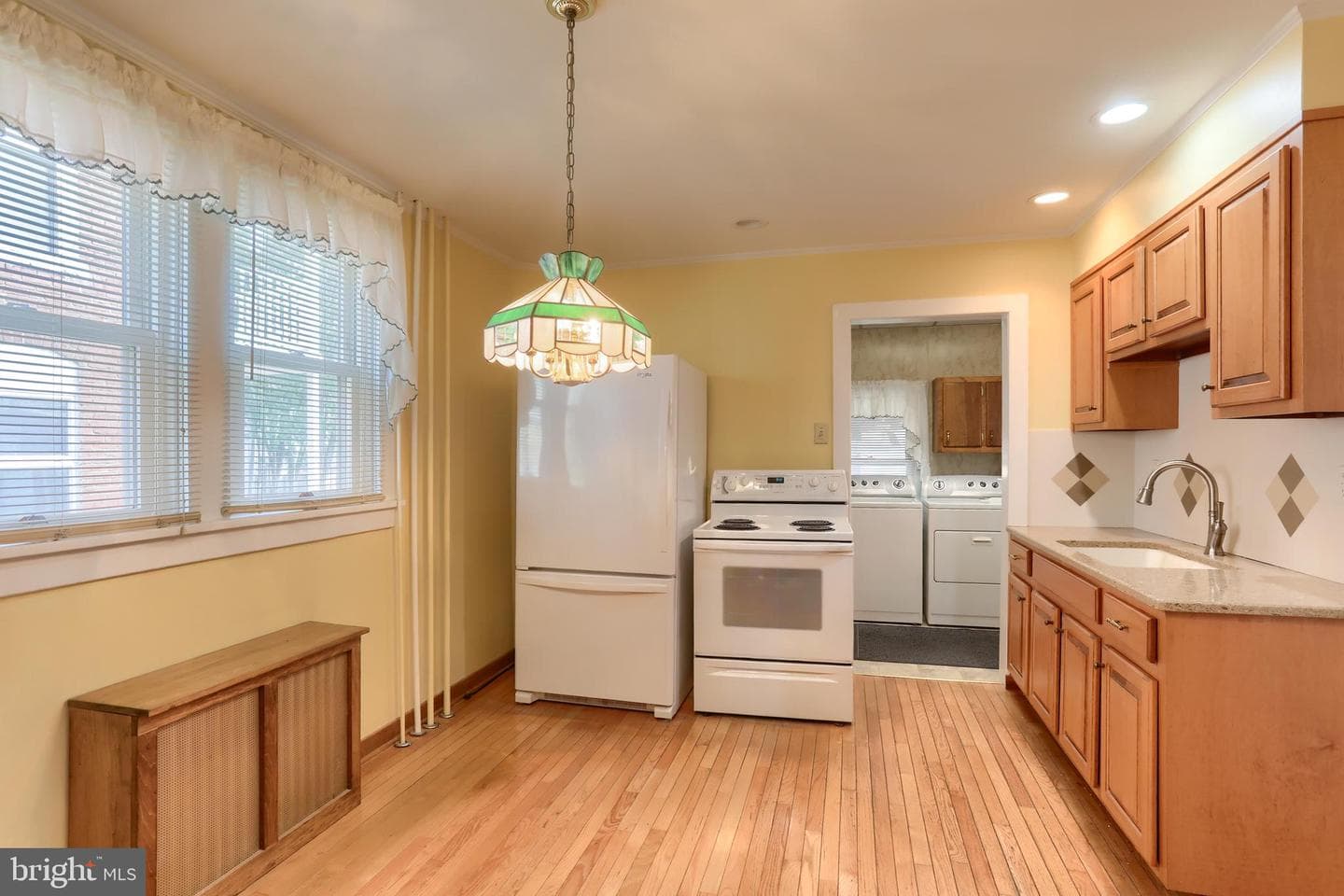 428 S 7th Street photo 17