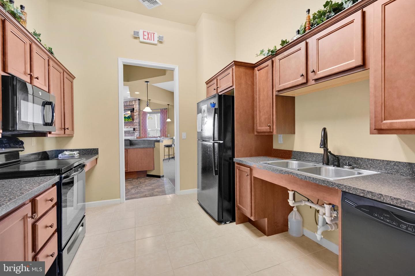 928 Sweetbay Ln. photo 48