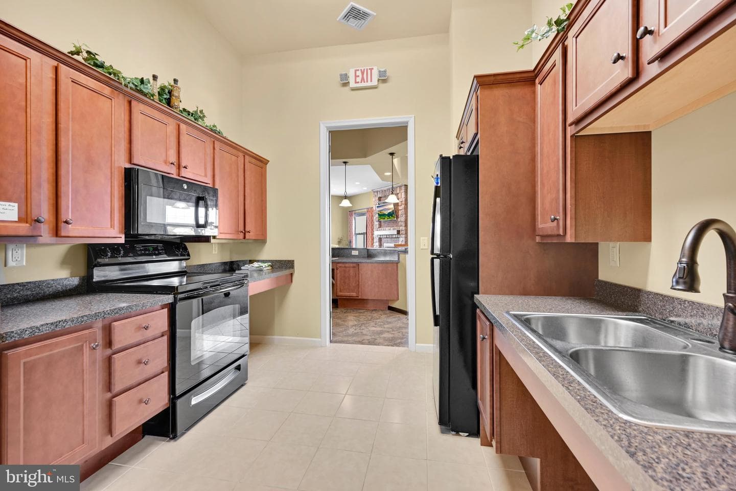 928 Sweetbay Ln. photo 49