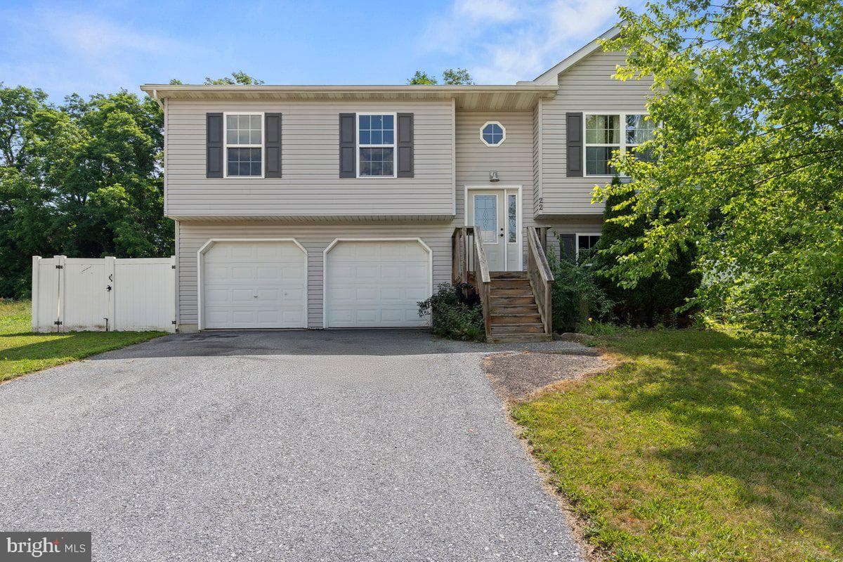 22 Horizon Drive, Fredericksburg