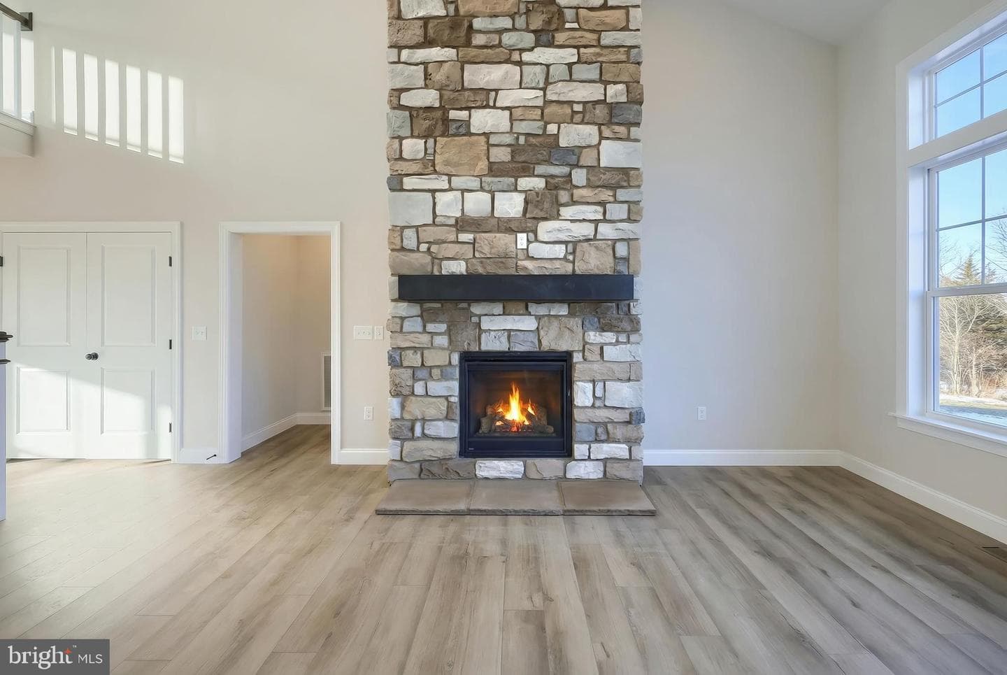 122 Alexandria Drive photo 10