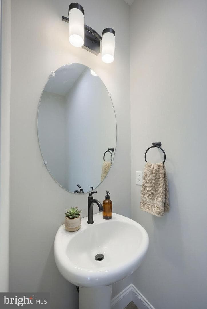 122 Alexandria Drive photo 19