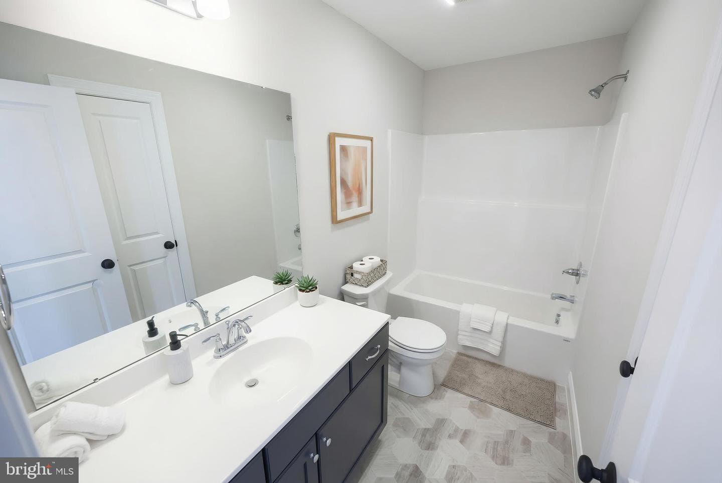 122 Alexandria Drive photo 29