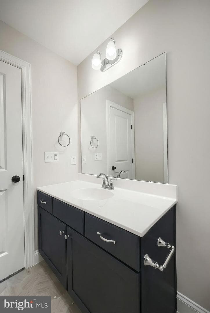 122 Alexandria Drive photo 30
