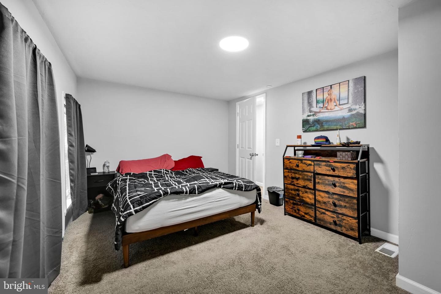 1605 Center Street photo 15