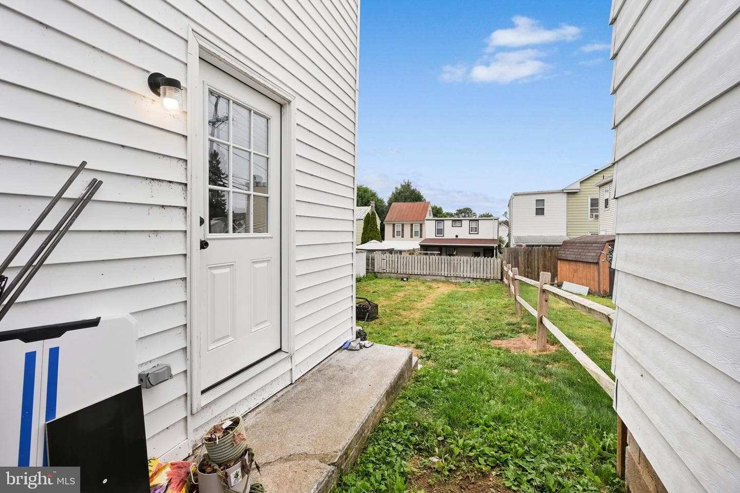 1605 Center Street photo 23