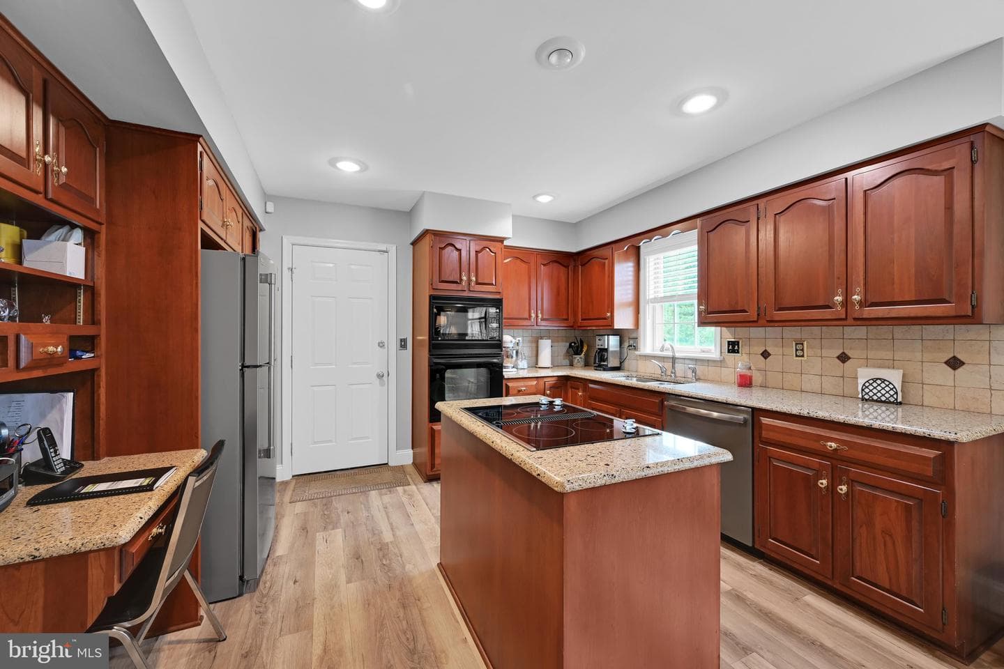 253 Troon Way L-0063 photo 14