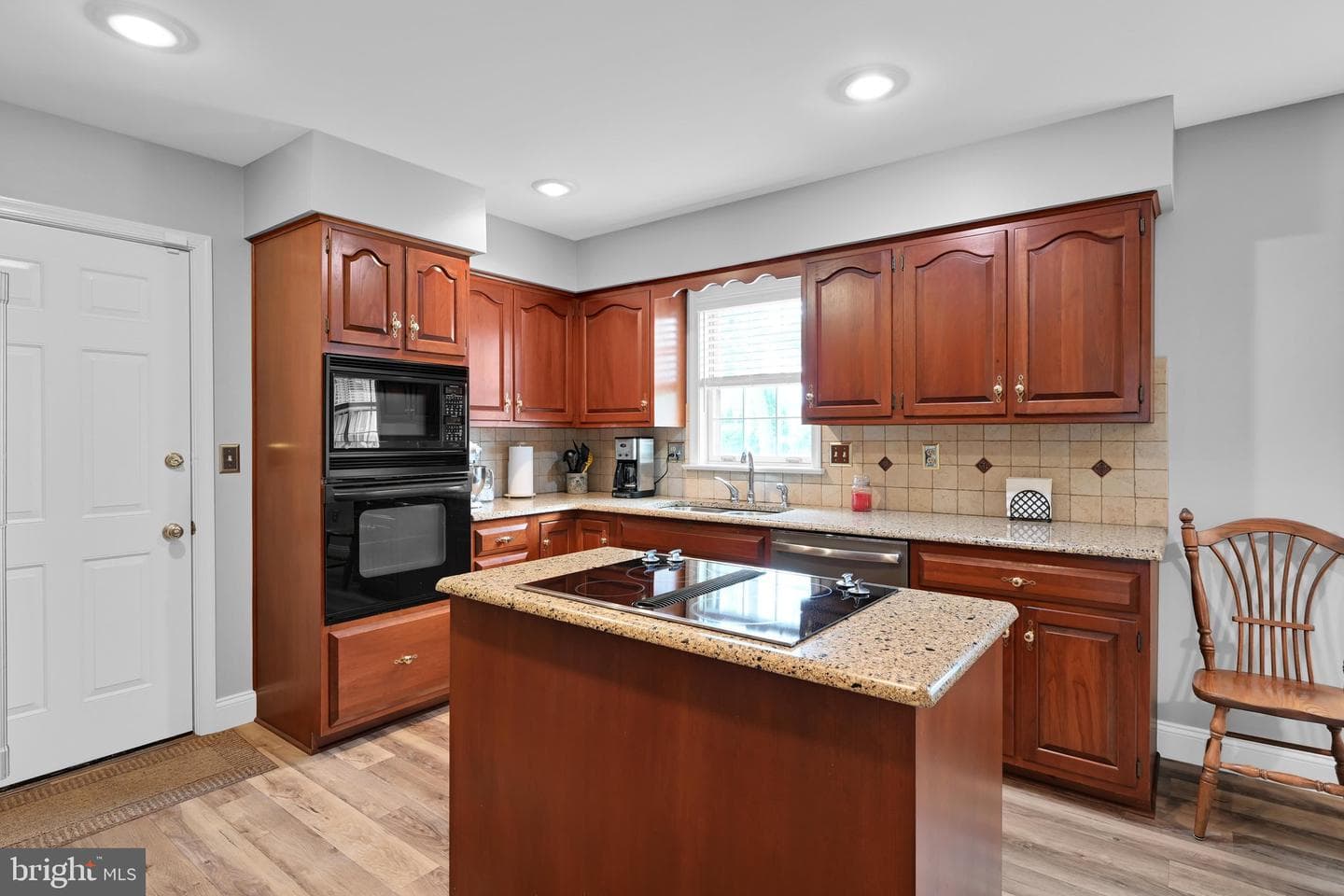 253 Troon Way L-0063 photo 15