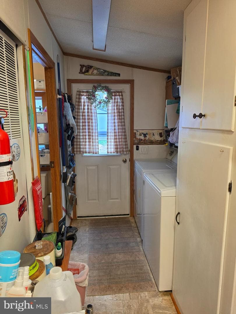 20 Patricia Drive photo 12