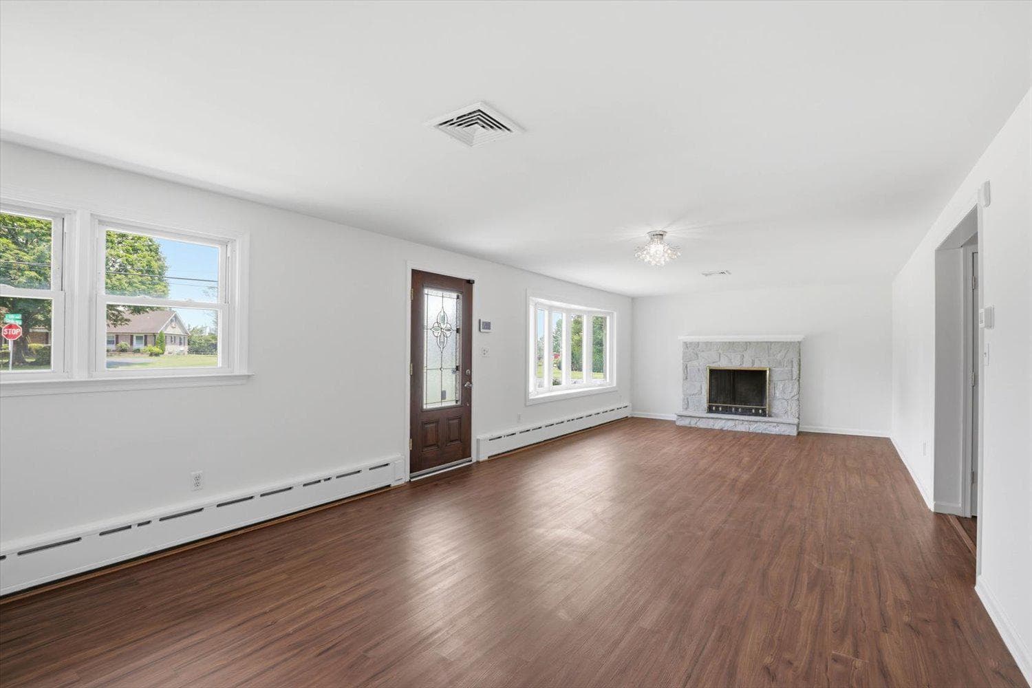 1697 S 5th Avenue photo 6