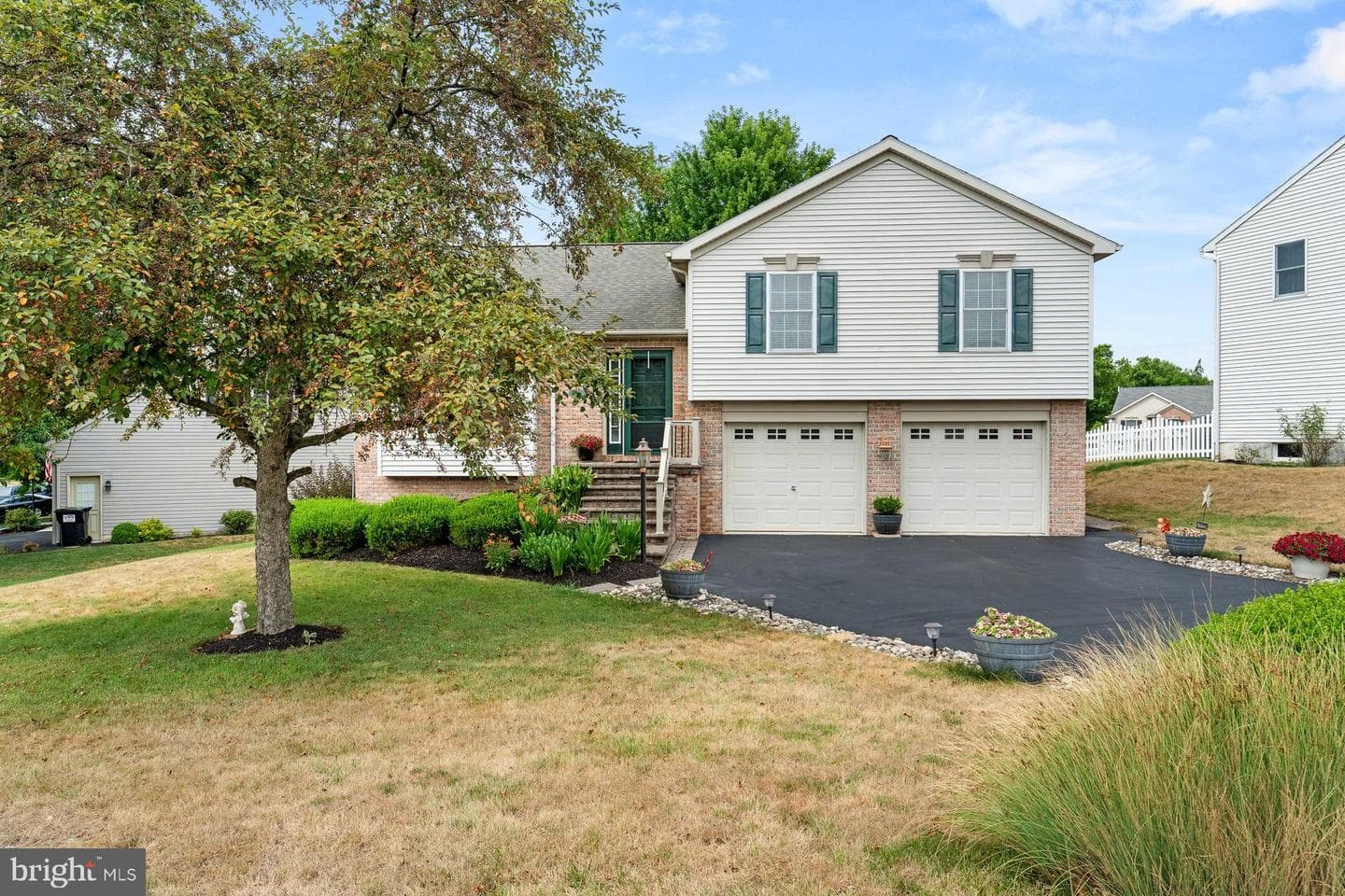 1431 E Maple Street, Palmyra